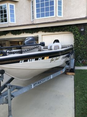 Used Fishing boats For Sale in California by owner | 2001 Crestliner Fishhawk 1650